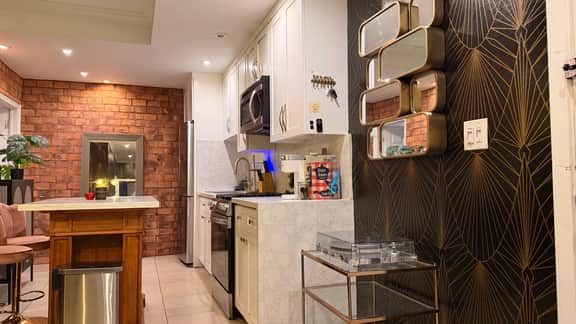 Le Velours Déco – Art Deco Retreat in East Village
